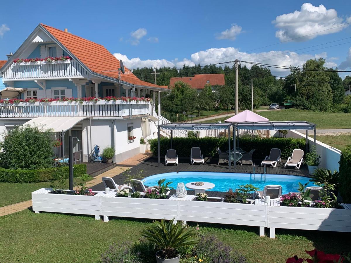 Hiša za goste Pool Plitvice Lakes 3*